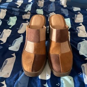 Universal threads patchwork shoes.